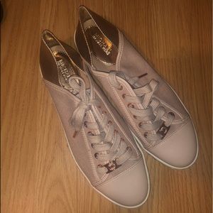 Micheal by Micheal Kors Blush Kristy Slides